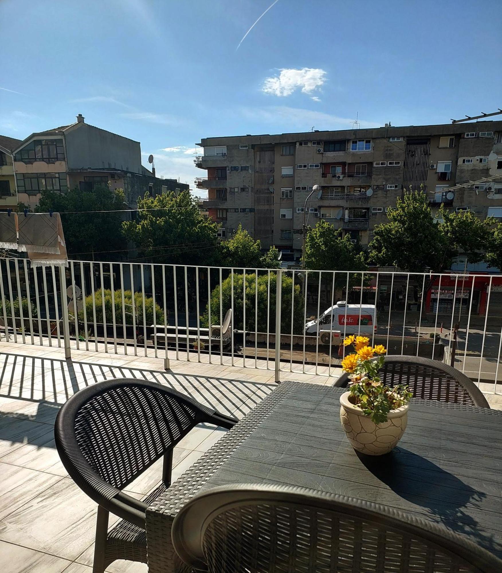 Solaris Guest House Shkoder Bagian luar foto